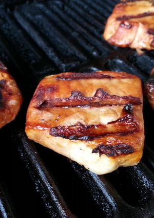 A picture of Hawaiian Pork Chops.