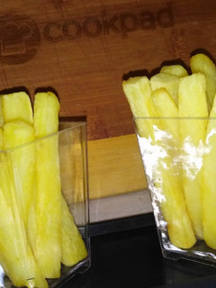 A picture of KFC fries.