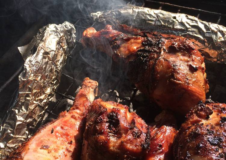 Easiest Way to Prepare Ultimate Smoked Turkey Legs