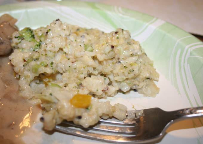 Broccoli, Rice, Quinoa & Cheese Casserole