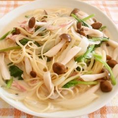 A picture of Soup Pasta Made With One Frying Pan.
