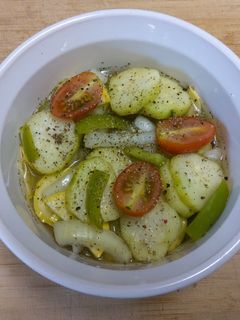 A picture of Lee's Simple Summer Cucumber Salad.