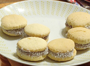 Una foto de Alfajores de maicena