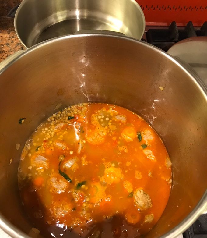 Una foto de Guiso de lentejas en olla a presión