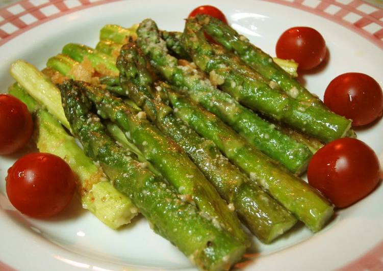 Recipe of Super Quick Asparagus in Olive Oil