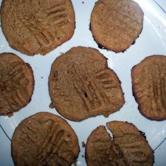 A picture of peanut butter cookies my way.