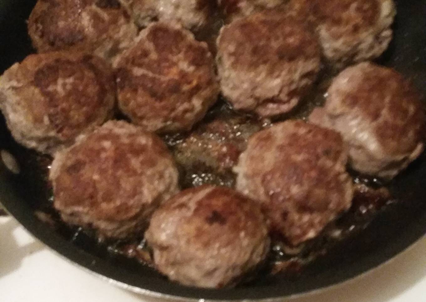 Catalina's Italian Style Pan Fried Meatballs