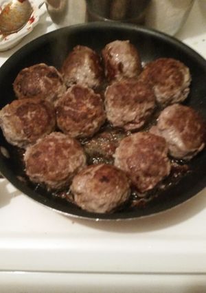 A picture of Catalina's Italian Style Pan Fried Meatballs.