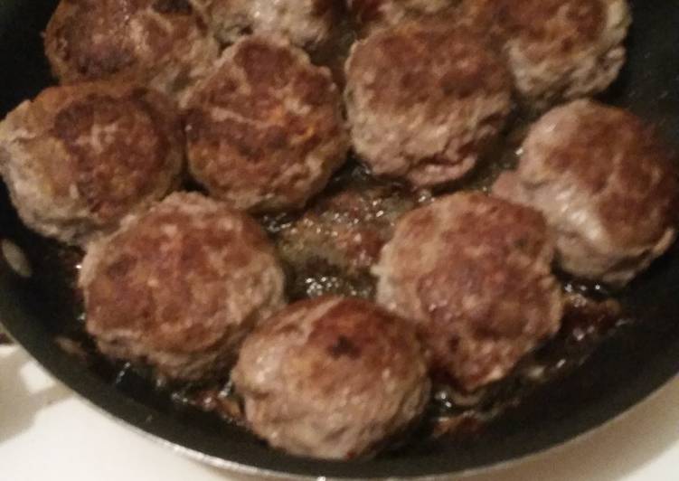 Recipe of Appetizing Catalina's Italian Style Pan Fried Meatballs