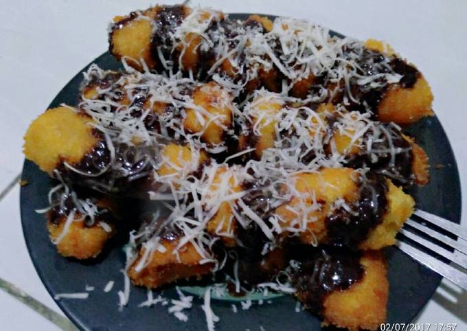 Resep Pisang Goreng Crispy Cokelat dan keju😘, Bisa Manjain Lidah