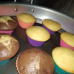 A picture of Yummy cupcake.