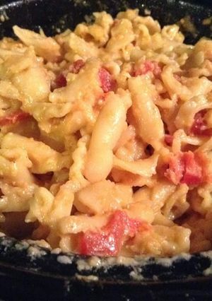 A picture of Crockpot Mac and Cheese.