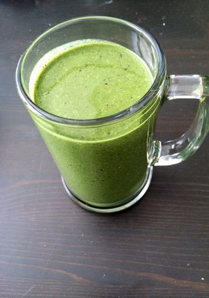 A picture of Raw Organic Super Green Smoothie.