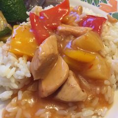 A picture of Sweet &Sour Chicken.