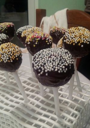 A picture of Crazy cake pops :).