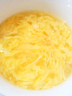 A picture of Fluffy Egg-Drop Soup with Boiled Chicken Broth.