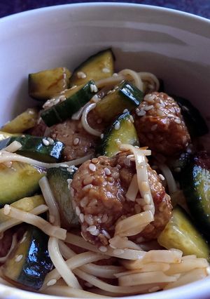 A picture of Sophie's cold honey sesame meatball noodles.