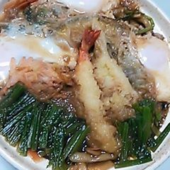A picture of Udon Noodle Hot Pot.