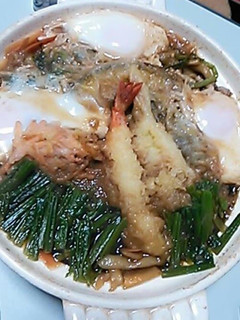 A picture of Udon Noodle Hot Pot.