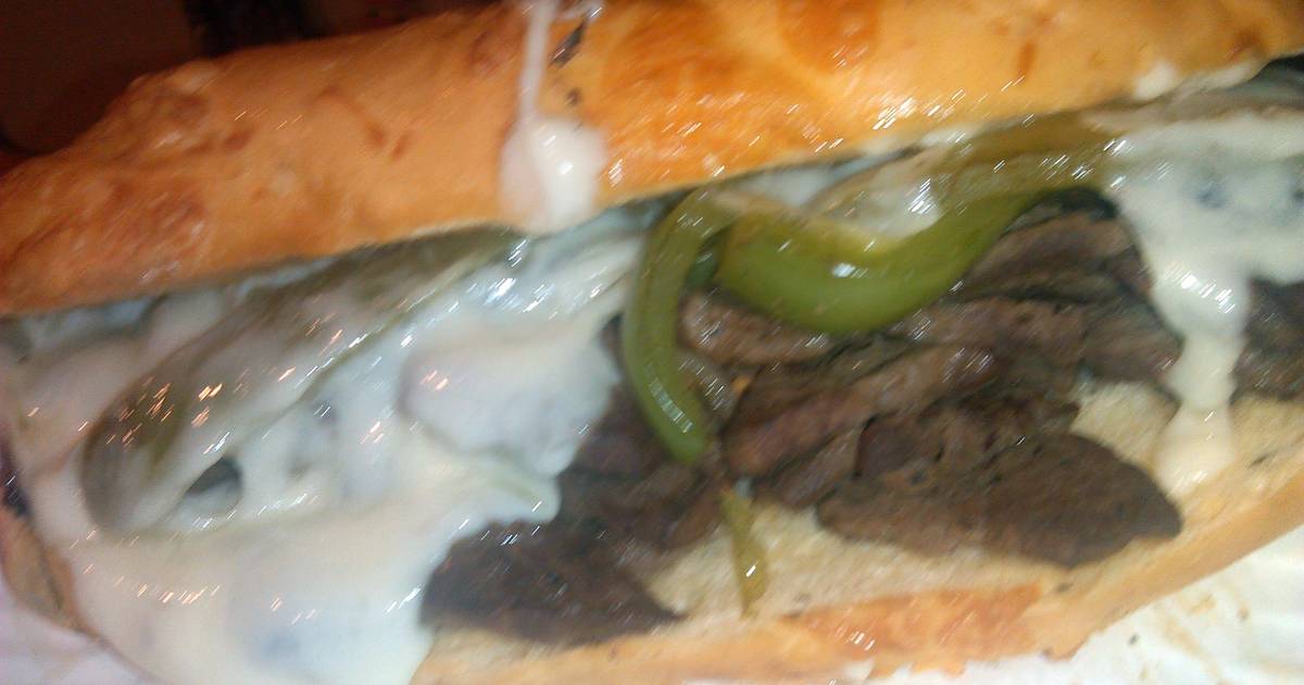 Philly cheesesteak sammy Recipe by Vhawkins13 Cookpad