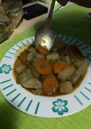 Foto principal de Guiso de patatas y guisantes