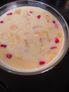 ફ્રૂટ સલાડ (Fruit Salad Recipe In Gujarati) રેસીપી મુખ્ય ફોટો