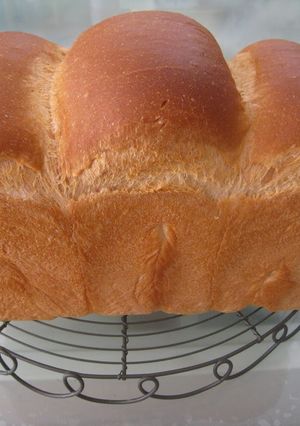 A picture of Simple Sandwich Bread.