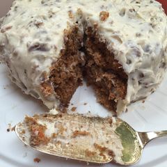 A picture of Granny's Carrot Cake.