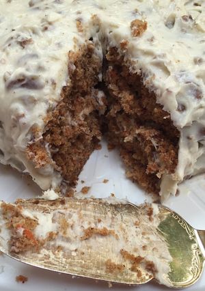 A picture of Granny's Carrot Cake.