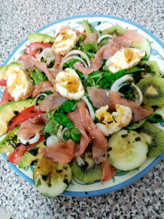 Foto principal de Ensalada con salmón
