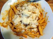 A picture of peppercorn sauce