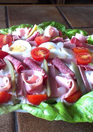 A picture of Huzzar Salad.