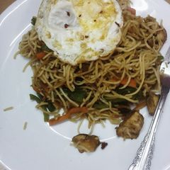 A picture of Chicken Chow Mein.