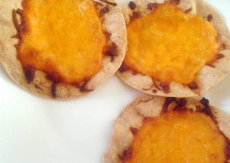 Simple Way to Prepare Ultimate Crunchy Cheese Tostadas