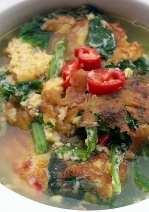 A picture of Spinach Omelette Soup.