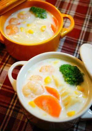 A picture of Shrimp, Bamboo Shoots and Napa Cabbage Simmered in Cream.