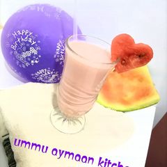 A picture of Watermelon milkshake.
