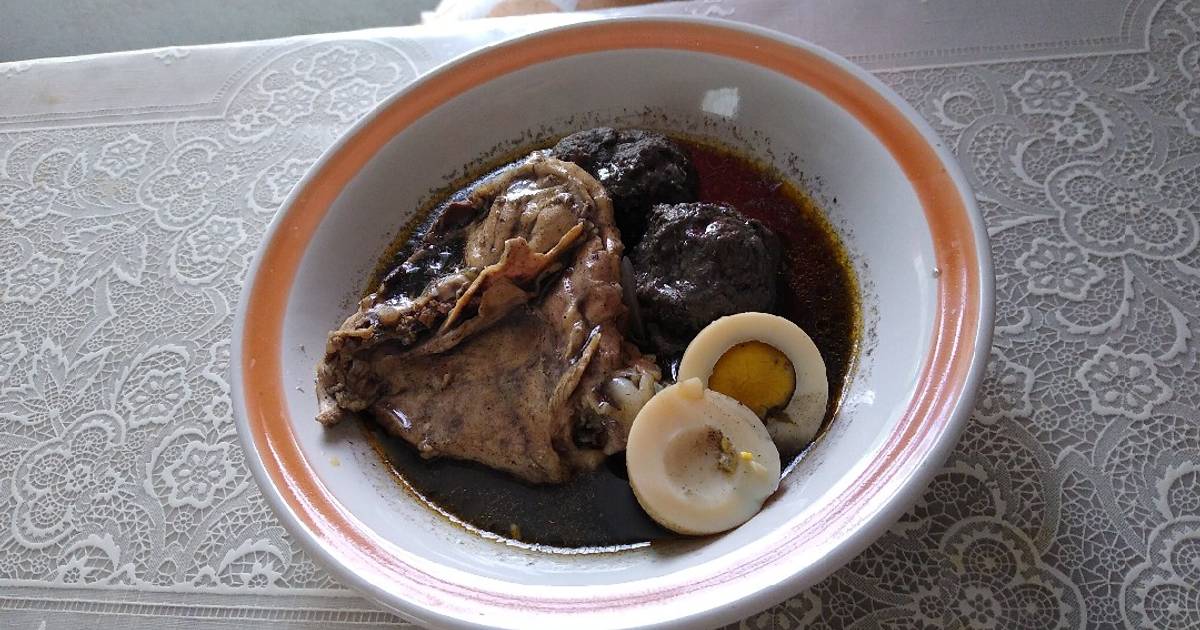 Relleno negro yucateco, de pollo y con trampa jaja Receta de Fatima J.  Castillo May- Cookpad