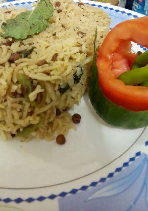 A picture of Lentil simple Rice.
