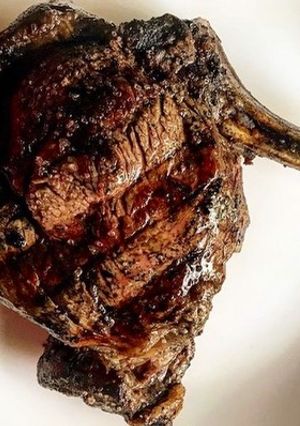 Una foto de Tomahawk a la parrilla!!