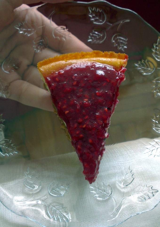 A picture of raspberry cheesecake.