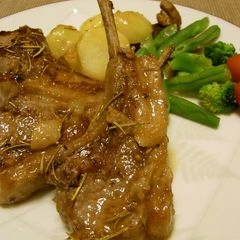 Easy Lamb Chops A picture of Easy Lamb Chops.