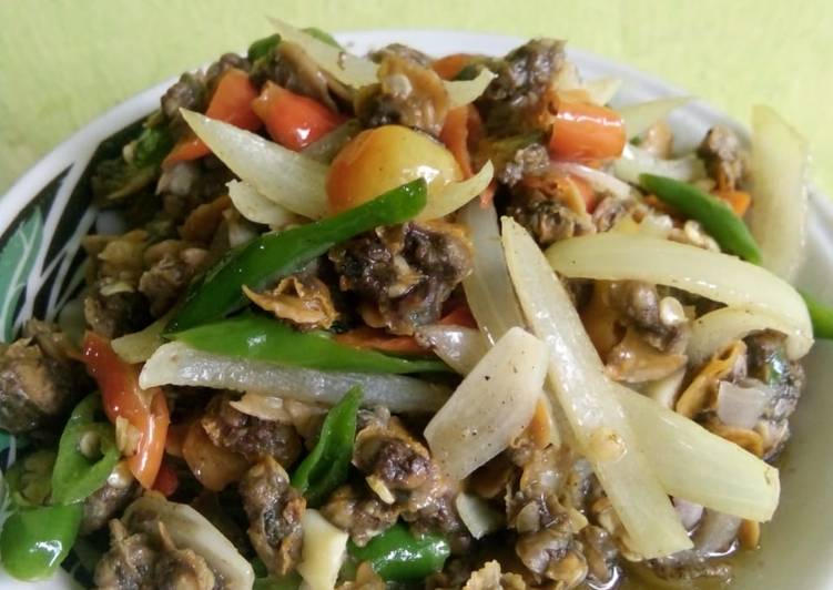 33.Tumis Kerang Bawang Bombay Cabe Ijo