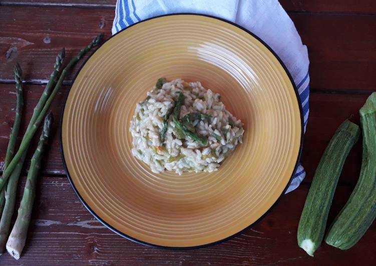 Risotto asparagi e zucchine