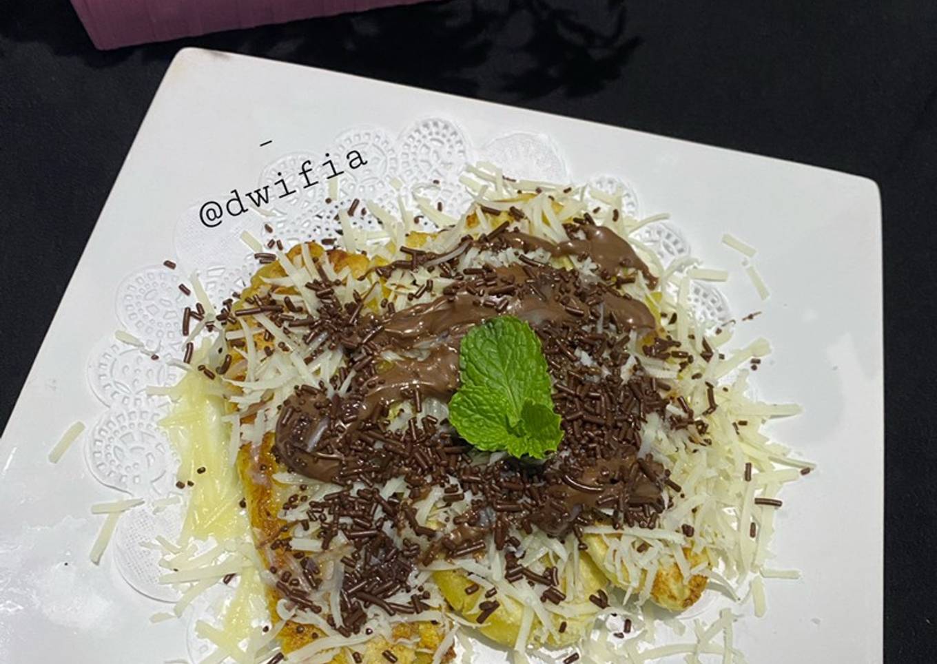 Pisang Coklat Keju