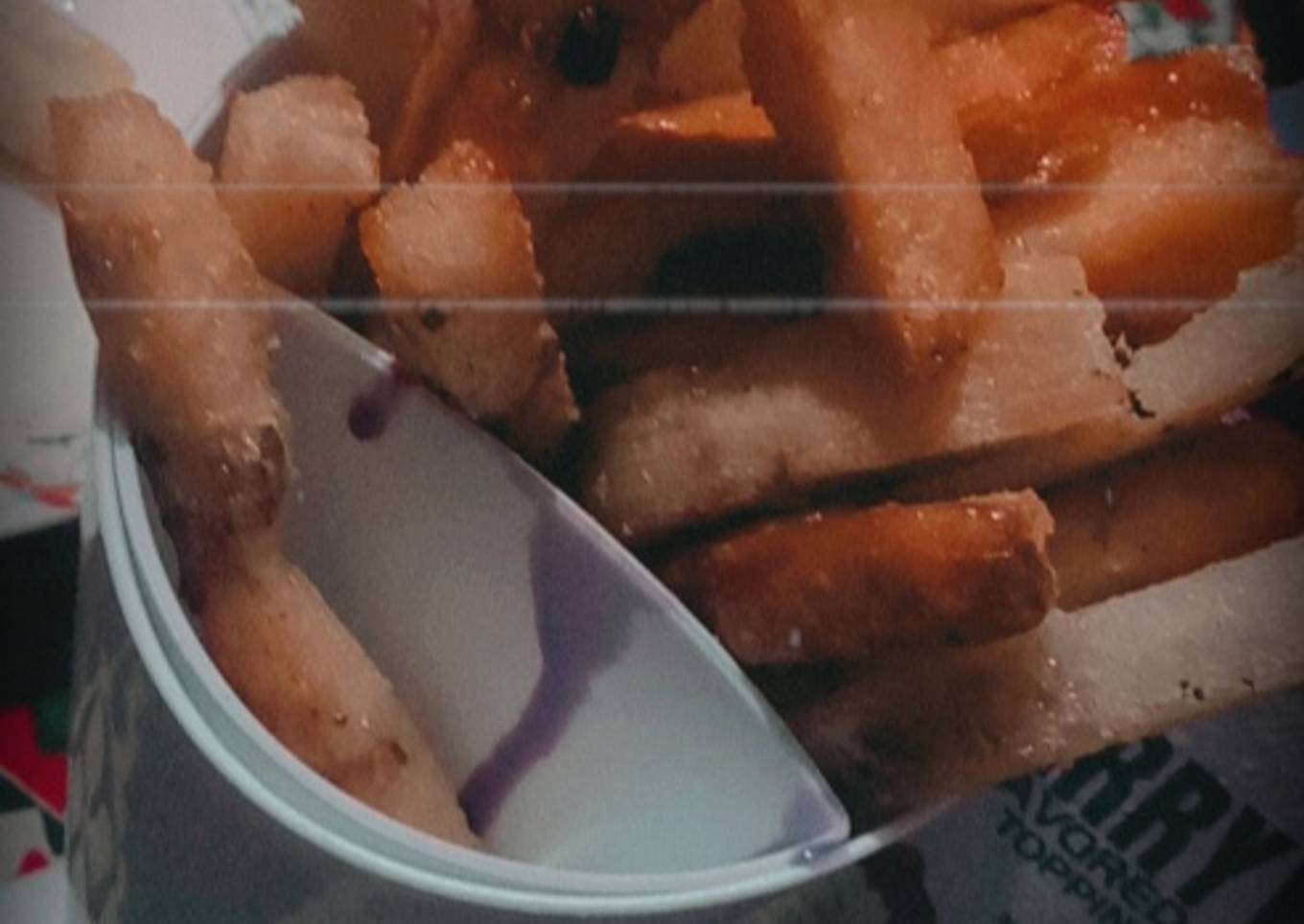 Bread fries with blue berry sauce