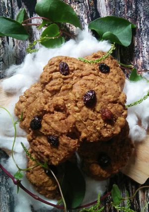 Foto resep Crunchy Oatmeal Raisin Cookies