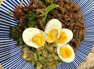 Foto de Bowl proteico com carne picada