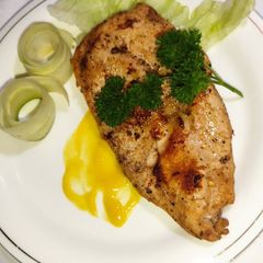 A picture of Ready to Eat Chicken Fillet.