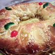 Roscón de reyes relleno de turrón de Jijona